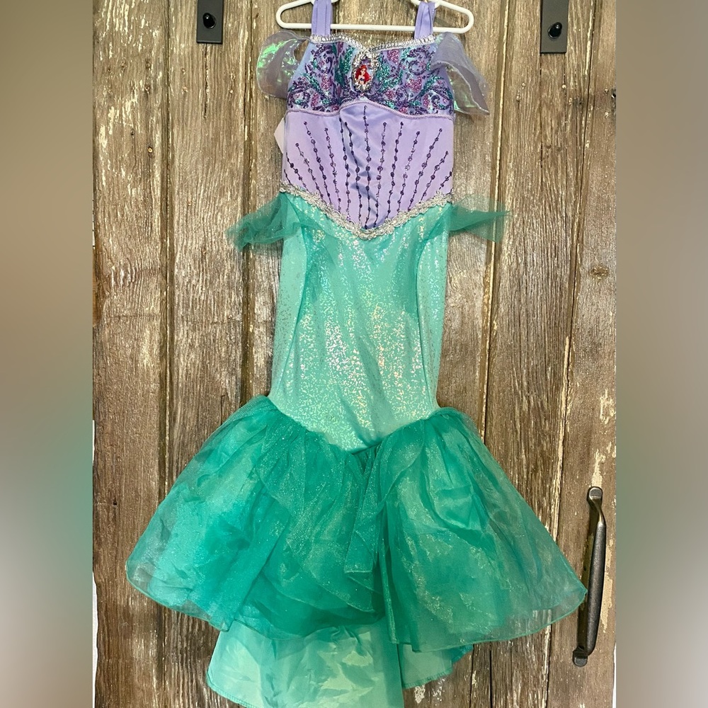 NWOT Disney’s Little Mermaid costume size 4-6x
